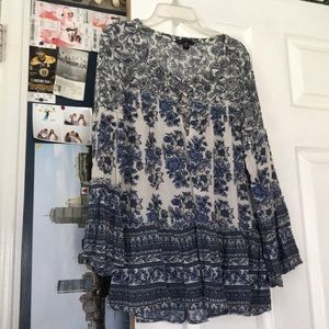 American eagle floral shirt